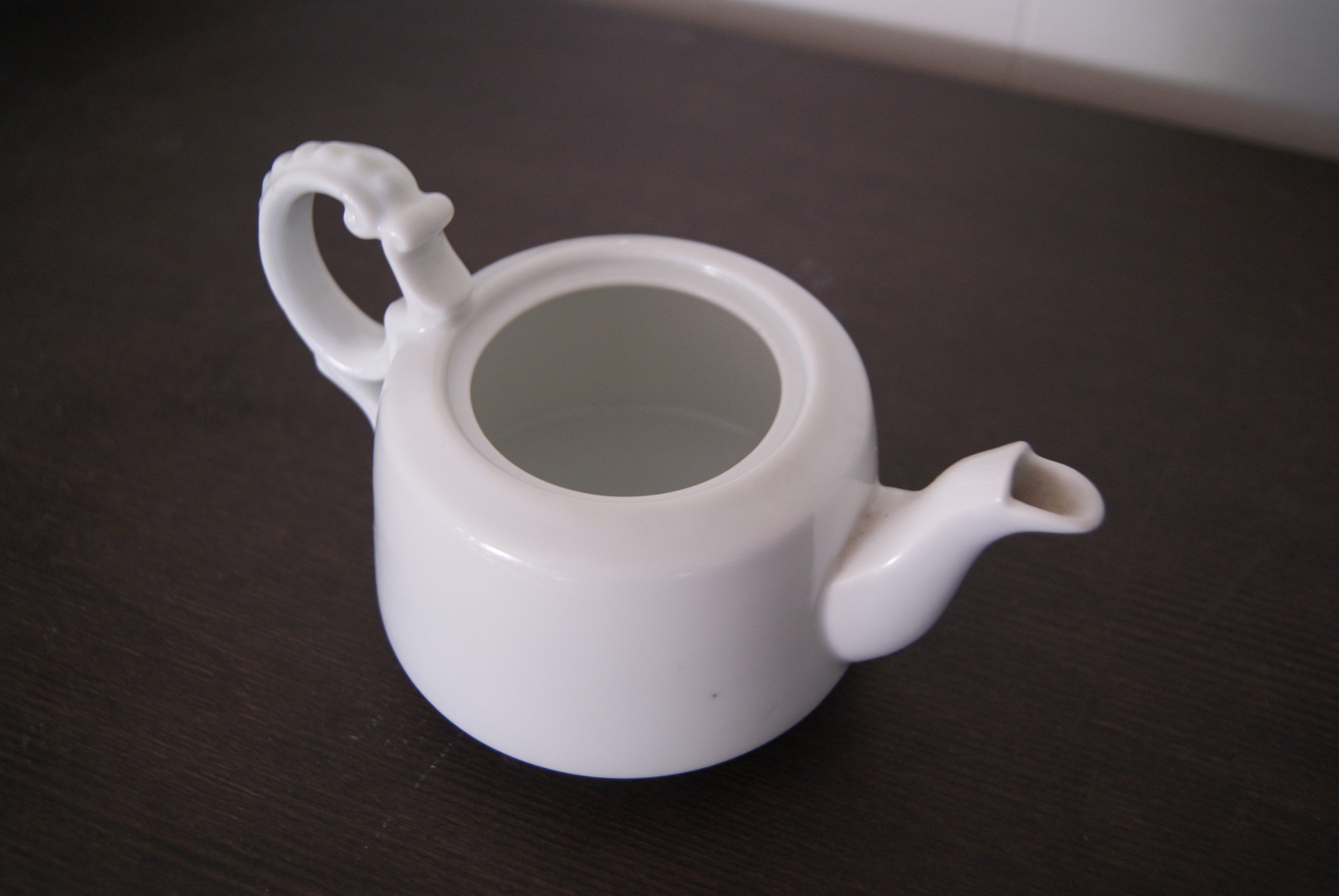 Porsgrund white tea pot