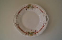 Waldenburg - Altwasser dish with red and black band, leaves and blackberries