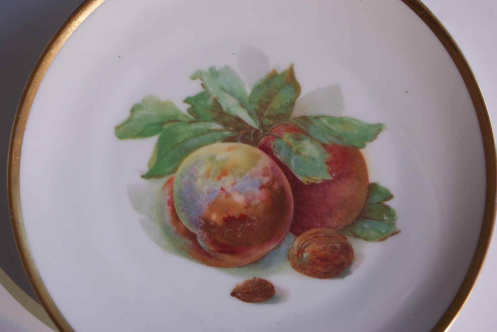 Waldenburg - Altwasser plate with peaches, walnut and almond 1929 - 1930