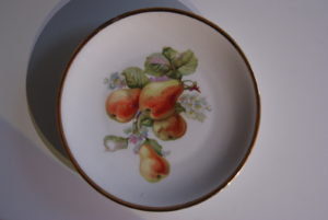 Waldenburg - Altwasser plate with pears 1927 and 1928