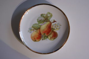 Waldenburg - Altwasser plate with pears 1929