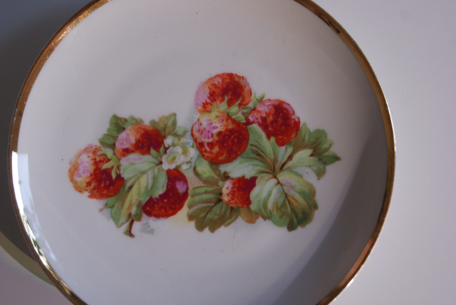 Waldenburg - Altwasser tallerken med jordbær fra 1929