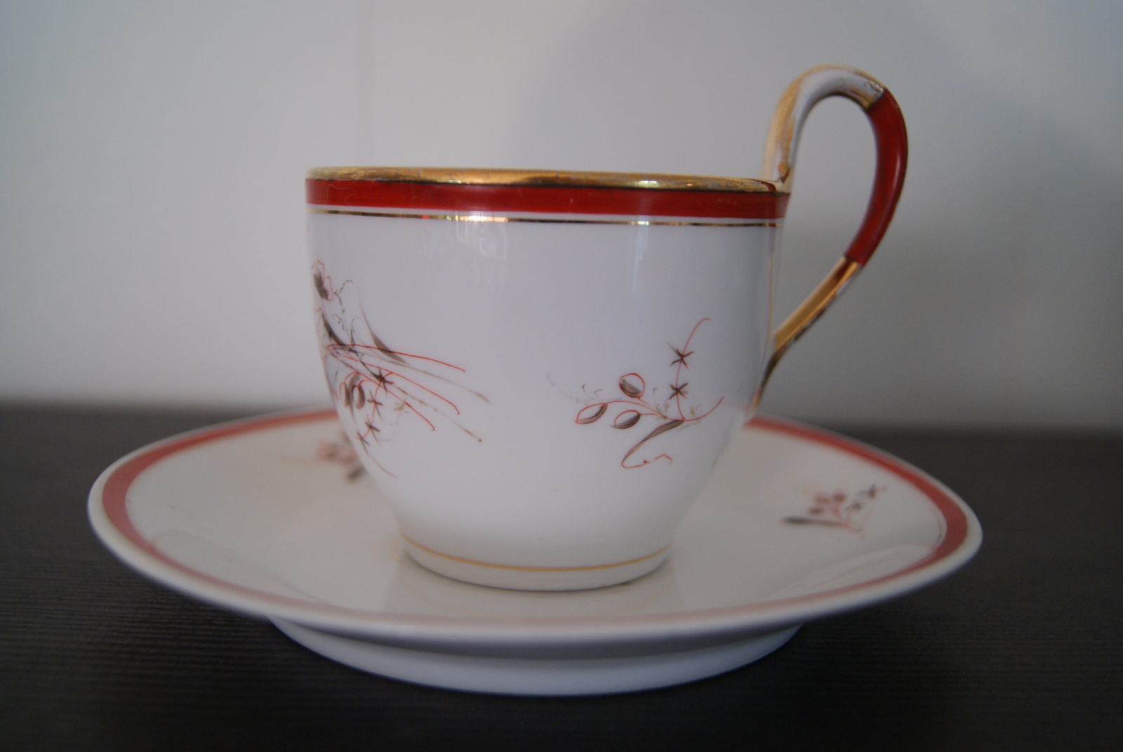 Waldenburg - Altwasser coffee cup with saucer with flowers and leaves