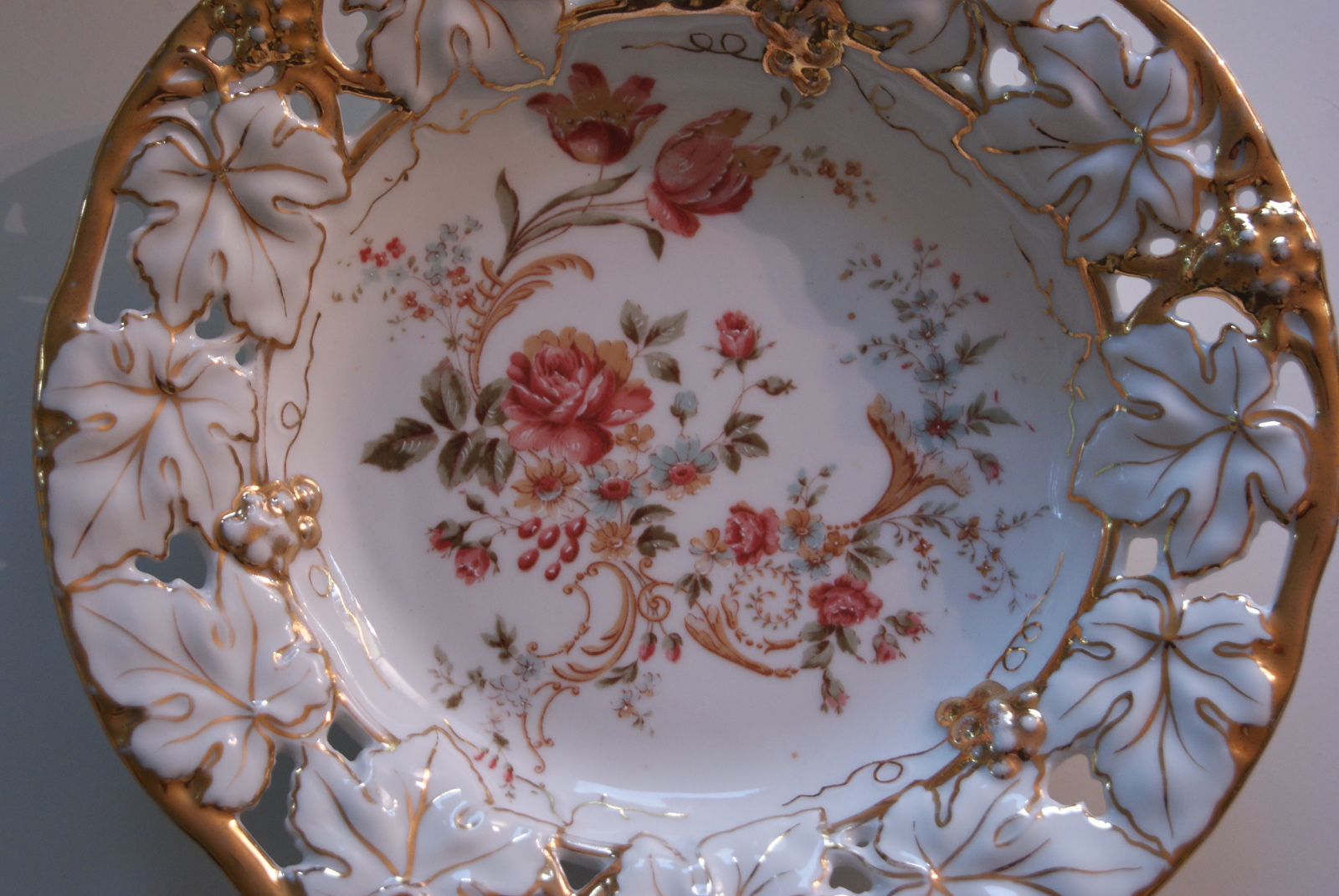 Waldenburg - Altwasser dish with flowers leaf and grapes relief and golden decor