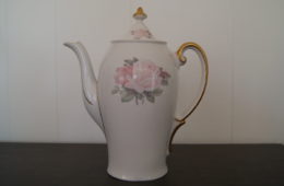 Waldenburg pot with roses and golden handle