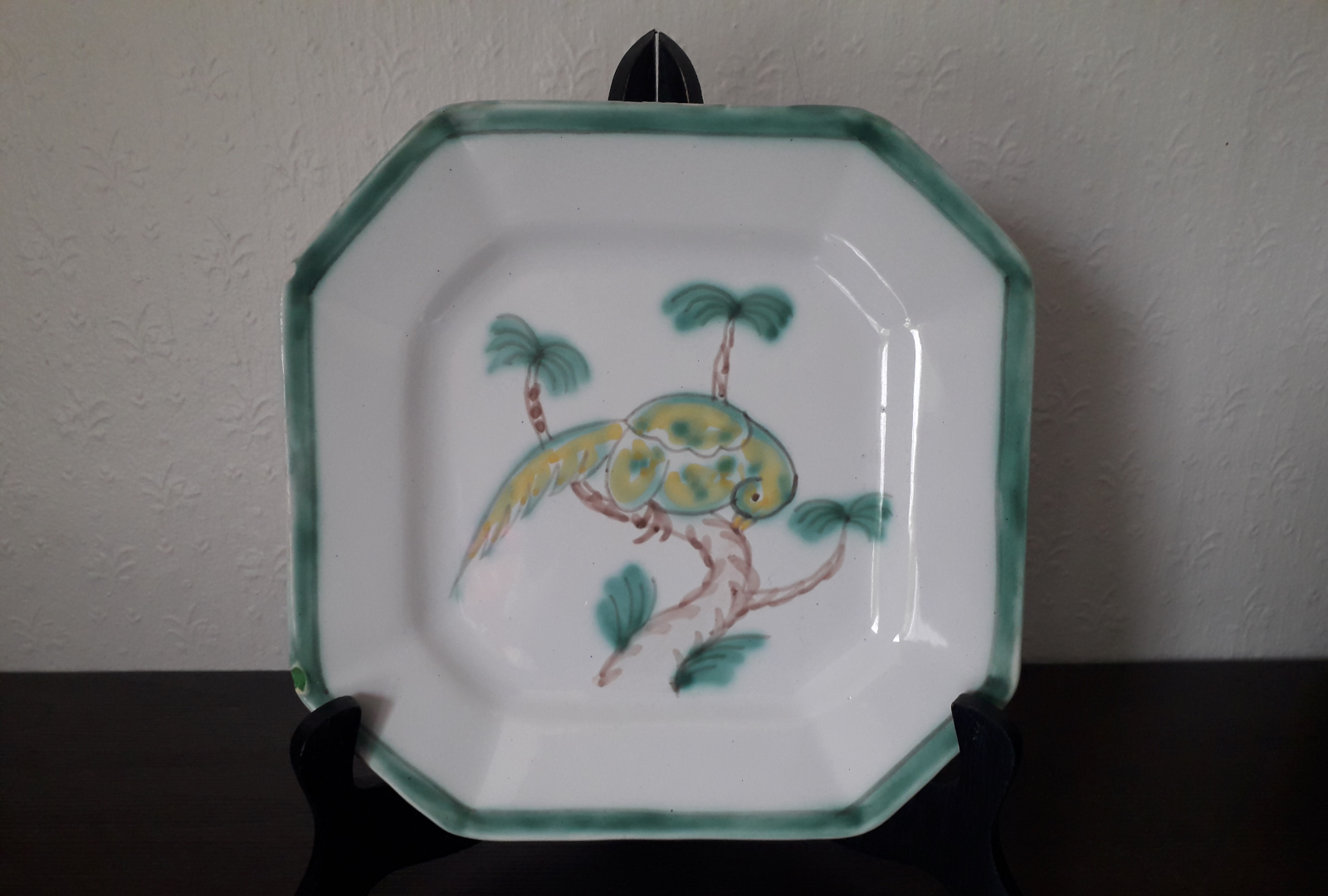 Egersund plate with parrot on tree