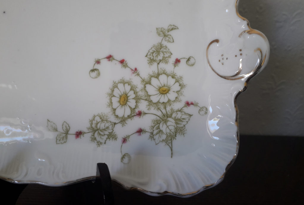Porsgrund sugar bowl, milk jug and tray set with white flowers