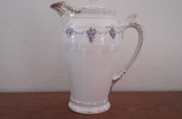 Waldenburg – Altwasser chocolate pot with blue flowers and golden decor