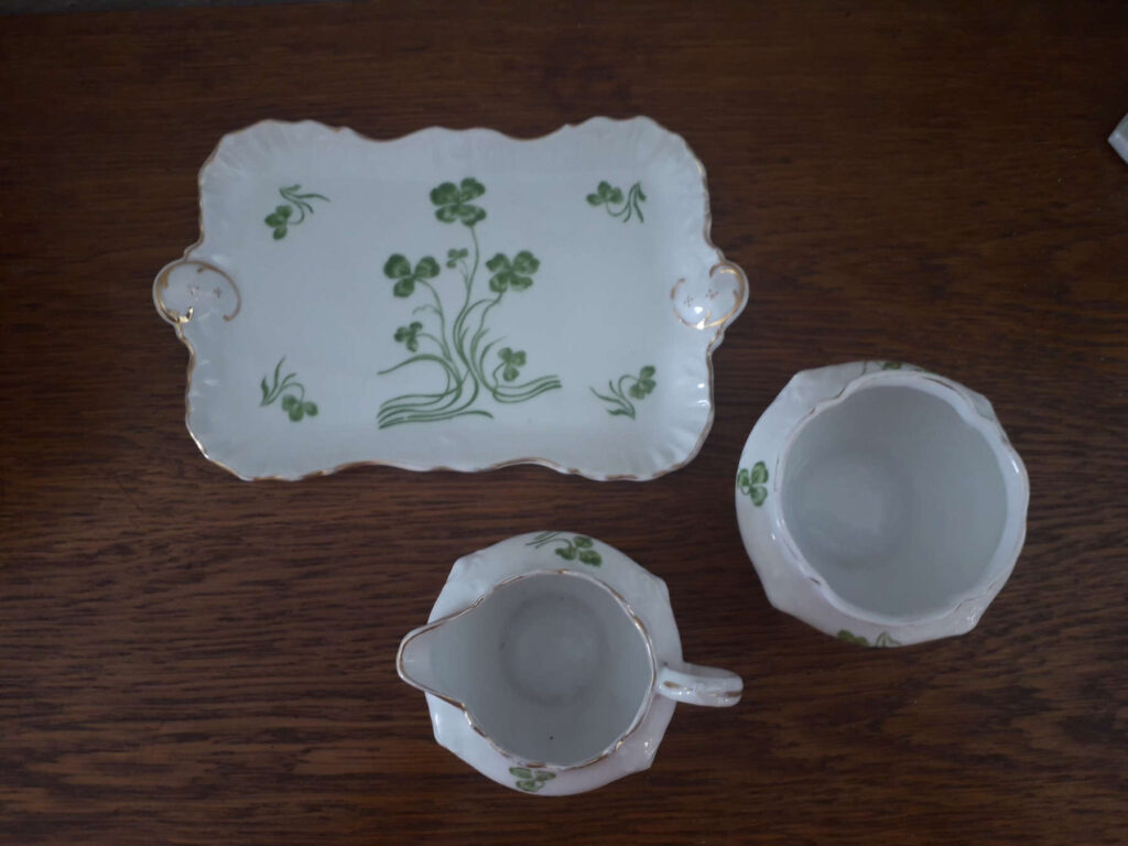 Porsgrund sugar bowl, milk jug and tray set with green clover