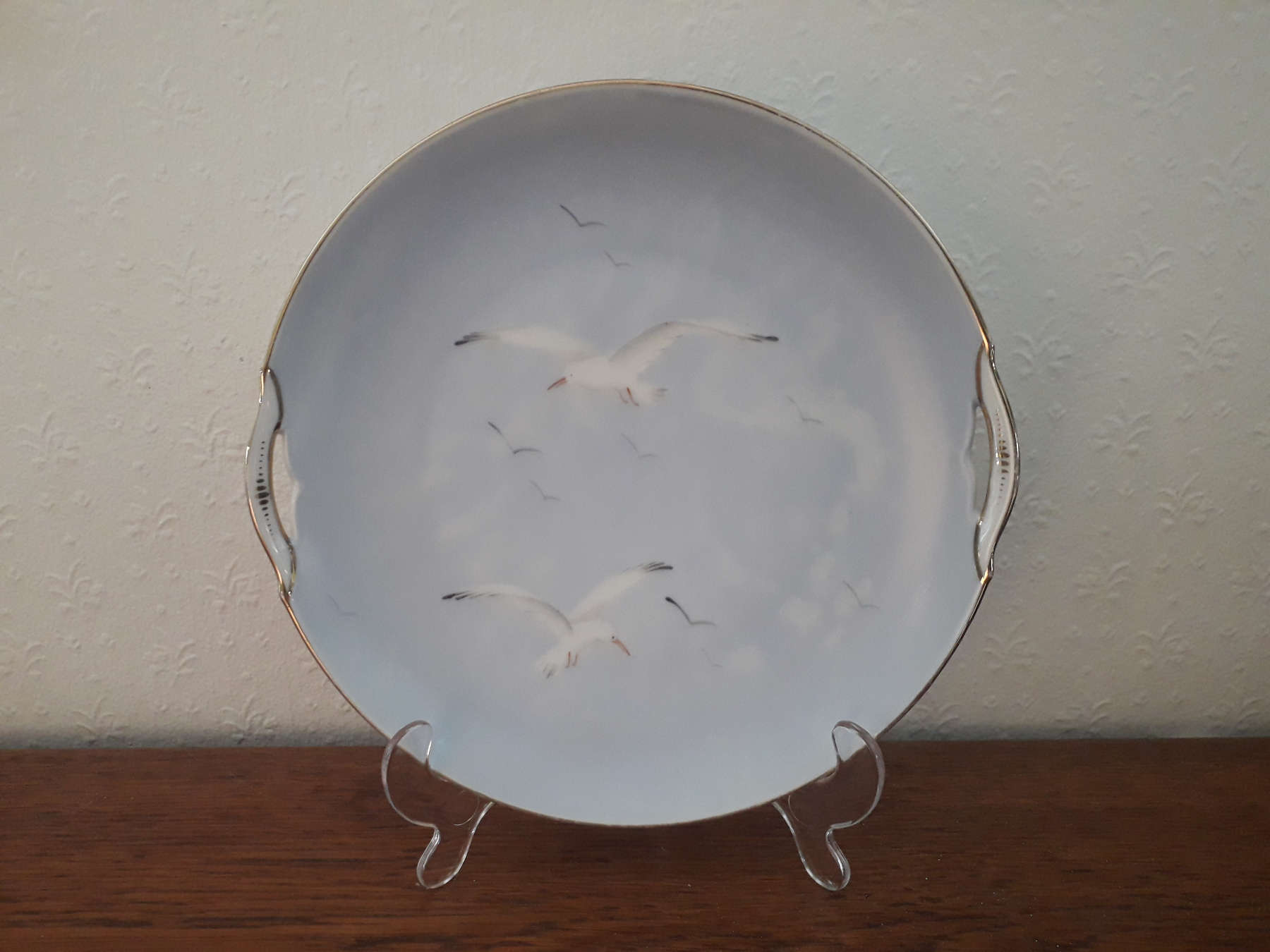 Waldenburg plate with handpainted seagulls