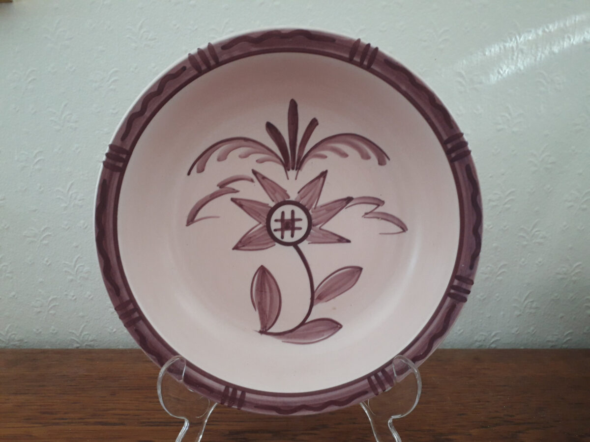 Egersunds Fayancefabrik bowl with pink decor, flowers