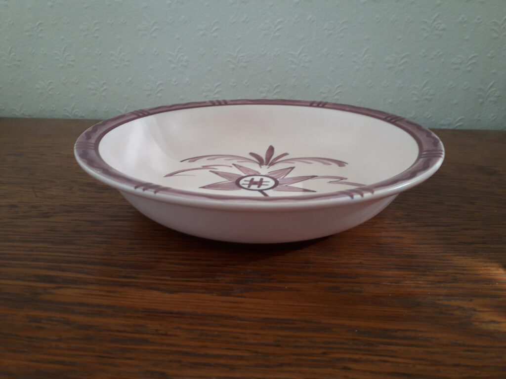 Egersunds Fayancefabrik bowl with pink decor, flowers